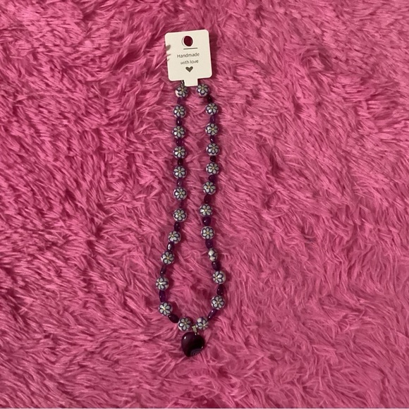 HANDCRAFTED NECKLACE 16” PURPLE WITH STONE HEART SOFT PURPLE FLOWER, GLASS BEADS - Picture 3 of 4